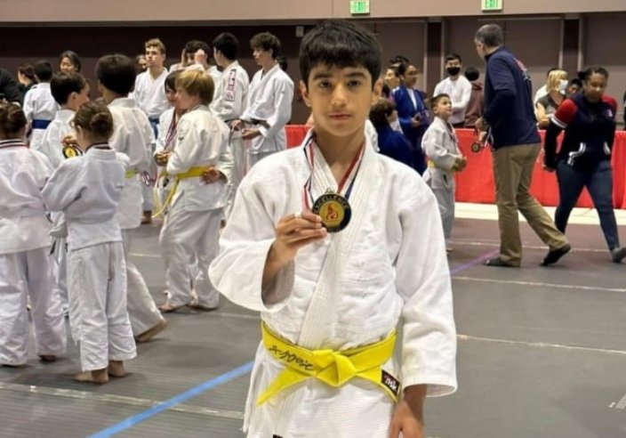 Azərbaycanlı idmançı Kaliforniyada qızıl medal qazandı - FOTO