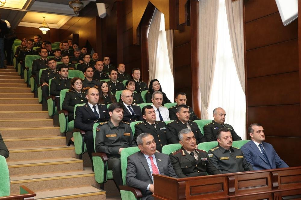 Hərbi Prokurorluqda Heydər Əliyevin 100 illik yubileyi münasibətilə tədbir KEÇİRİLDİ - FOTO  - foto 4