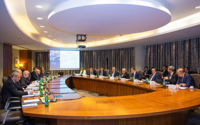 Azərbaycanda ekoloji cəhətdən təmiz nəqliyyat sisteminin formalaşdırılması MÜZAKİRƏ OLUNDU 