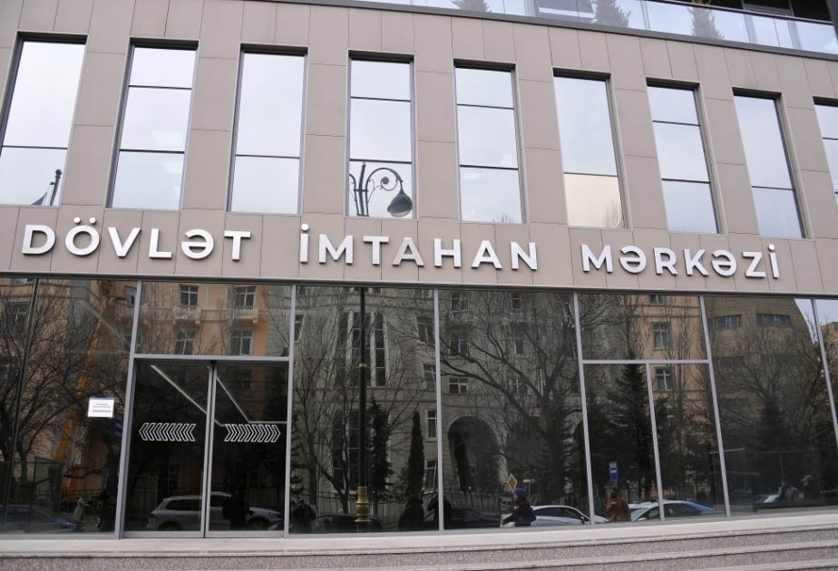 Bu gün Azərbaycan dili fənni üzrə test imtahanı keçirilib