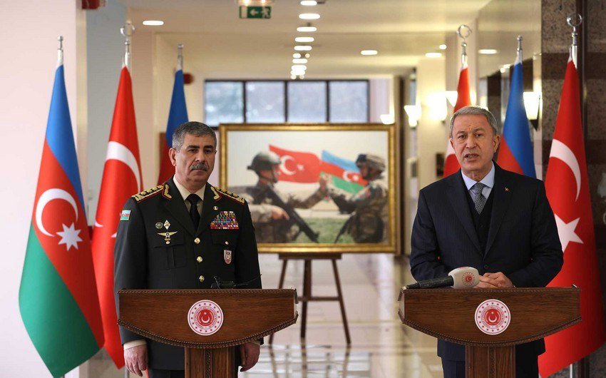 Zakir Həsənov və Hulusi Akar 
