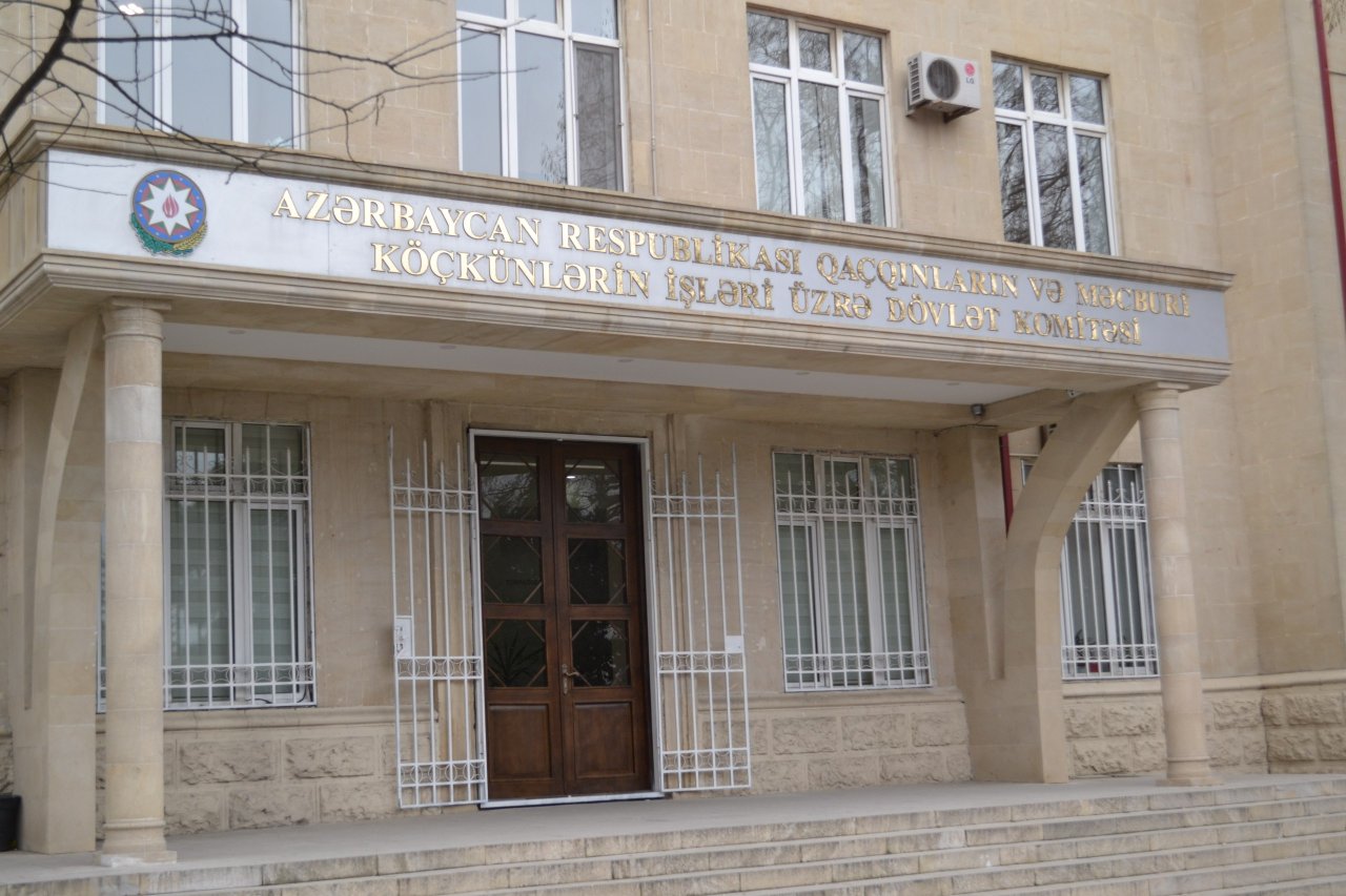 “Qaçqınkom”dan 450 minlik TENDER – Eyni şirkət növbəti dəfə QALİB OLDU – FOTO 
