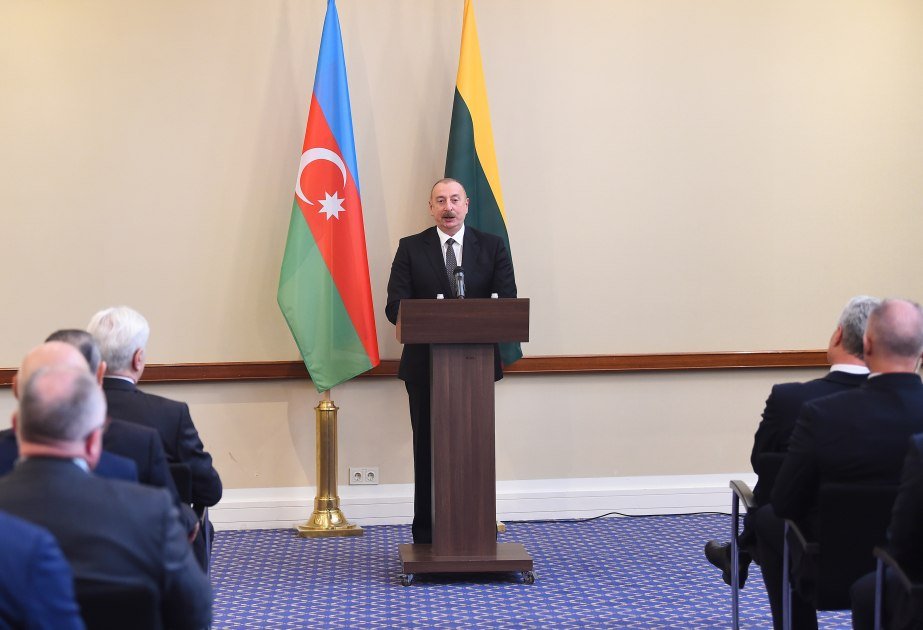 Prezident: “Azərbaycanın və Litvanın biznes subyektləri və sahibkarları arasında təmaslara əhəmiyyət veririk”