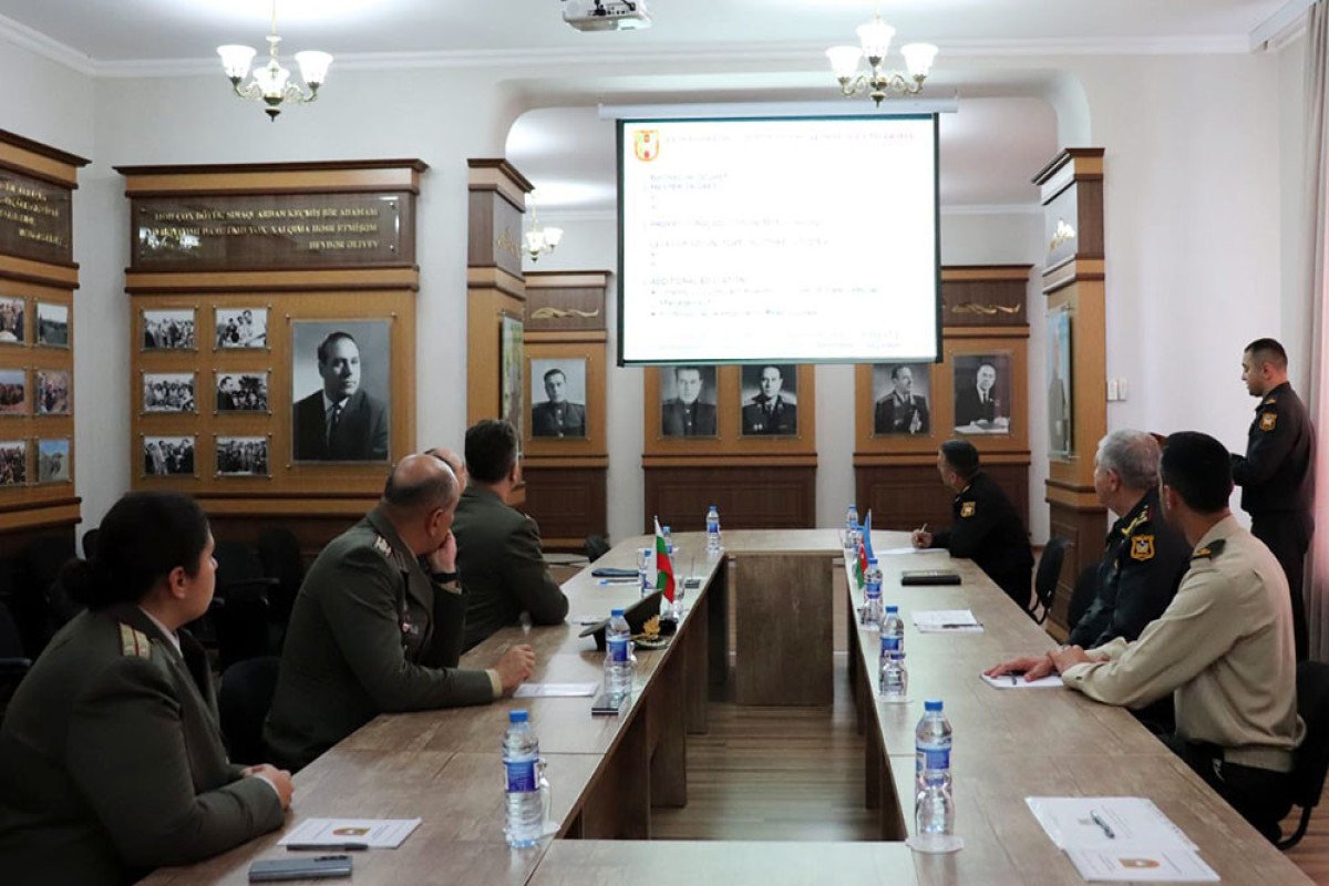 Azərbaycanla Bolqarıstan arasında hərbi təhsil sahəsində əməkdaşlıq MÜZAKİRƏ OLUNUB - FOTO