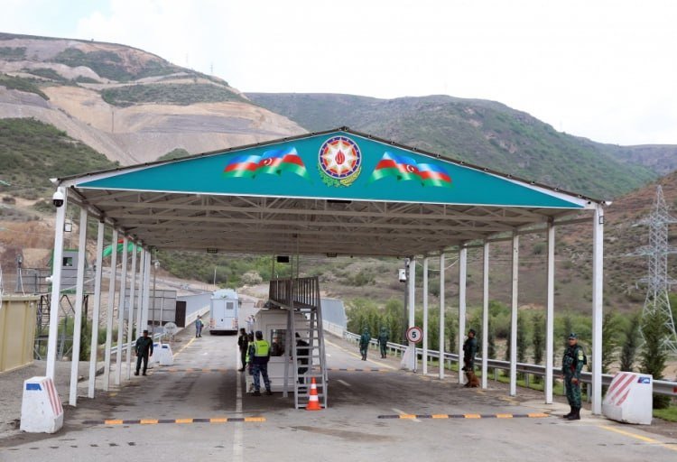 İlham Əliyevdən Ermənistana XƏBƏRDARLIQ: Sərhəd məntəqəsi onlara bir dərs olmalıdır