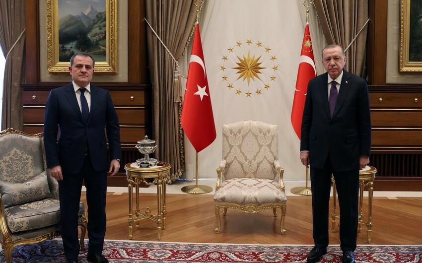 Ceyhun Bayramov Ərdoğanı təbrik etdi