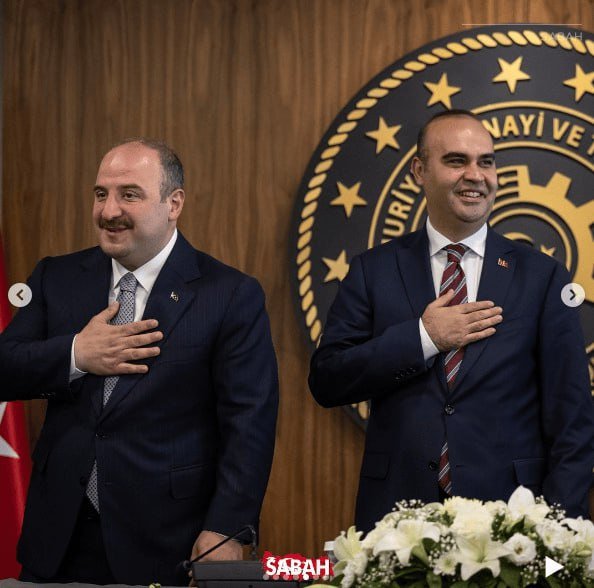 Yeni nazirlərin sələfləri ilə SƏMİMİ FOTOLARI - foto 1
