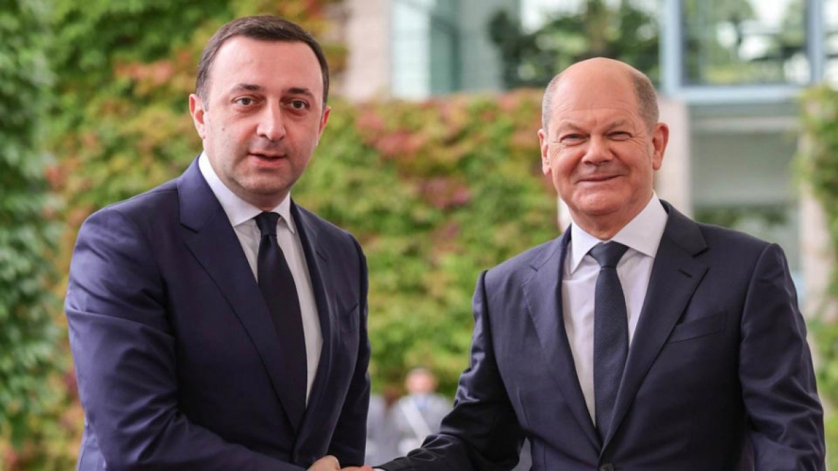 Qaribaşvili Olaf Şoltsla dünyada təhlükəsizlik mühitindən DANIŞDI 