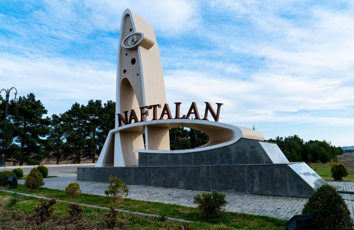 Naftalanda özünü yandıran şəxslə bağlı araşdırma aparılır - RƏSMİ Naftalanda özünü yandıran şəxslə bağlı araşdırma aparılır - RƏSMİ