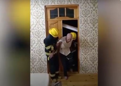 Bərdədə uçqunun altında qalan şəxslər belə XİLAS EDİLDİ – VİDEO  