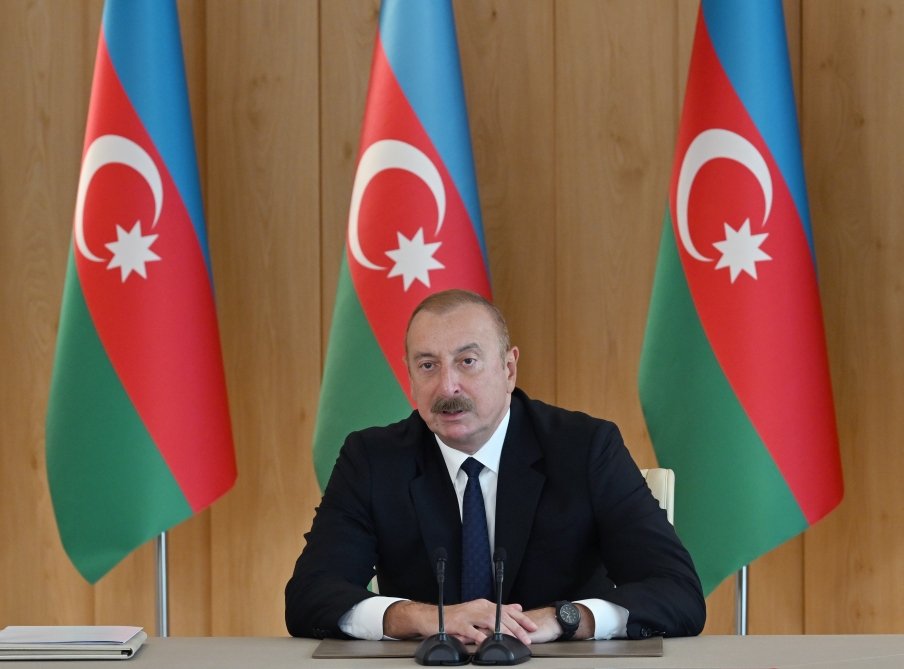 Prezidentin sədrliyi ilə müşavirə KEÇİRİLDİ - FOTO/VİDEO - foto 4