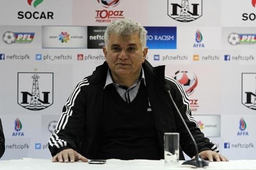 Əsgər Abdullayev yenidən baş məşqçi oldu