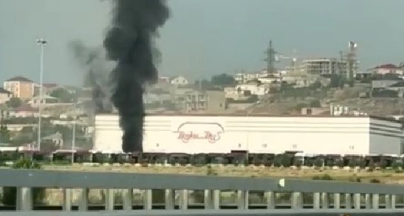 “BakuBus”ın anbarında YANĞIN - VİDEO
