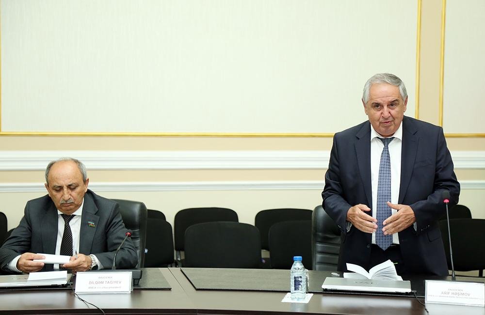 AMEA-da Qərbi Azərbaycandakı yer adları ilə bağlı komissiya YARADILDI – FOTO   - foto 1