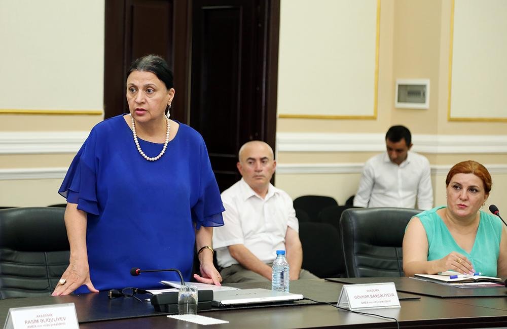 AMEA-da Qərbi Azərbaycandakı yer adları ilə bağlı komissiya YARADILDI – FOTO   - foto 7