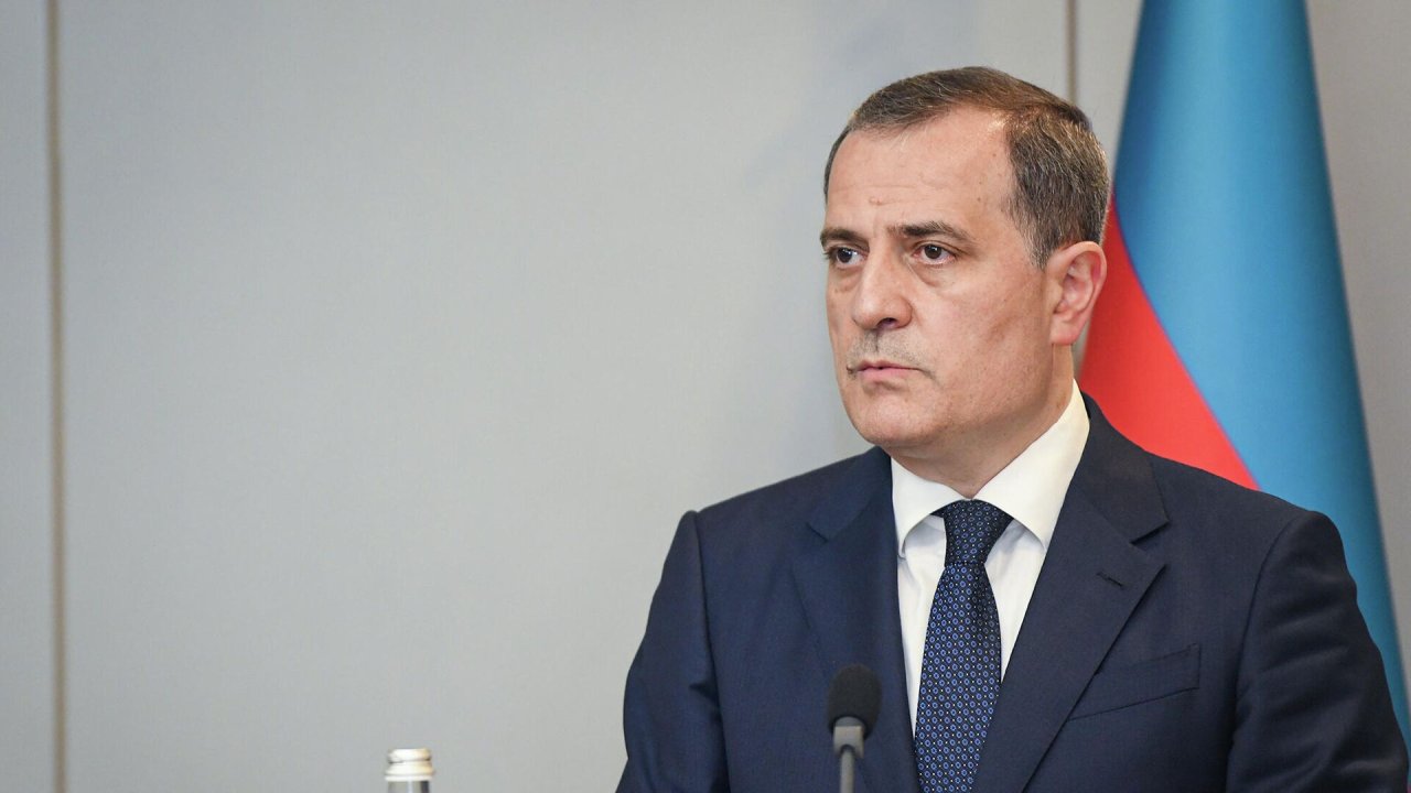 “Ermənistan Laçın sərhəd-buraxılış məntəqəsinin işinin bərpasına mane olur” - Ceyhun Bayramov