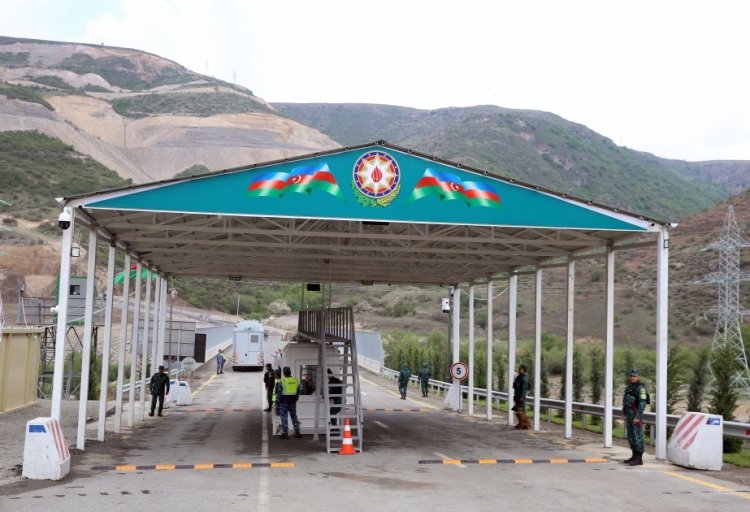 Laçın yolu: Blinken danışır, Rusiya isə müəmmalı şəkildə susur