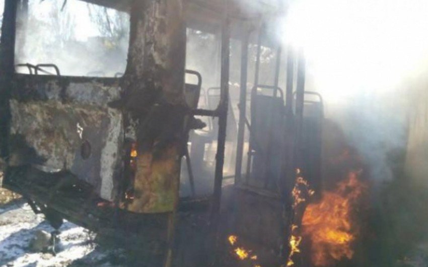 Sumqayıtda daha bir avtobus YANIB 