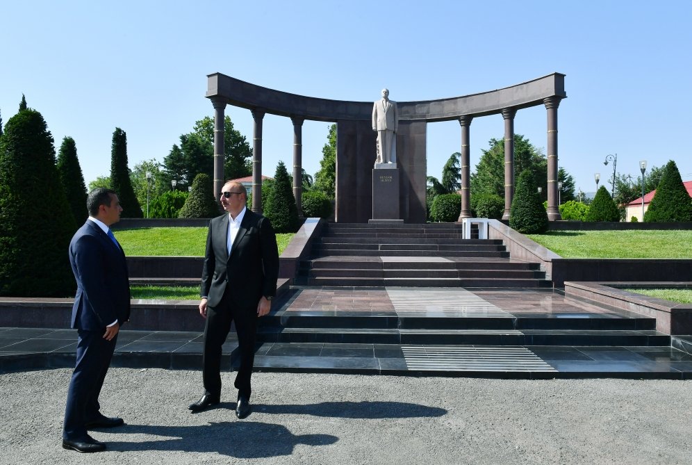 İlham Əliyev Şəmkir rayonuna getdi - FOTO/VİDEO