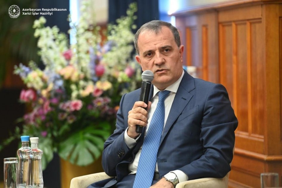Ceyhun Bayramov Macarıstan diplomatik nümayəndəlik rəhbərlərinin konfransında çıxış edib - FOTO Ceyhun Bayramov Macarıstan diplomatik nümayəndəlik rəhbərlərinin konfransında çıxış edib - FOTO