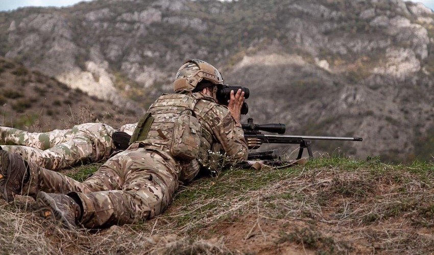 Laçında mövqelərimiz atəşə tutuldu Laçında mövqelərimiz atəşə tutuldu