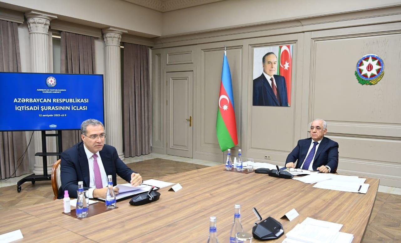 Baş nazir İqtisadi Şuranı toplayıb, Böyük Qayıdışın maliyyələşdirilməsini müzakirə etdi - FOTO - foto 1