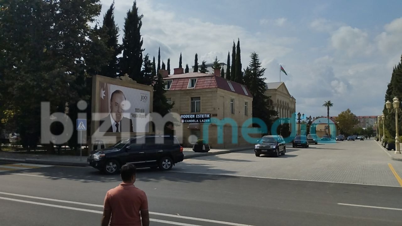 Ermənilərin nümayəndə heyəti Yevlaxdan Xankəndiyə getdi - FOTO/VİDEO - foto 2