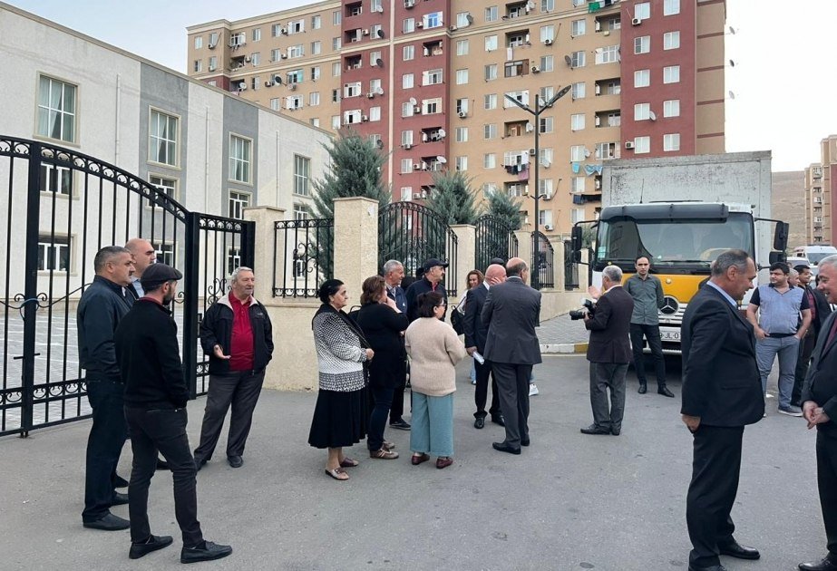 Yaxın dönəmdə bütün vətəndaşlarımızın doğma yurd həsrətinə SON QOYULACAQ Yaxın dönəmdə bütün vətəndaşlarımızın doğma yurd həsrətinə SON QOYULACAQ