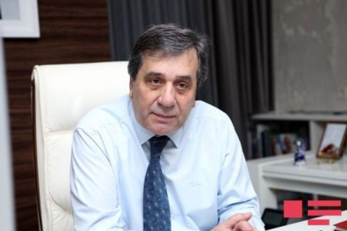 Siyavuş Kərimi: “Minlərlə musiqiçidən uzağı 200-ü toya gedir, bəs qalanları?” Siyavuş Kərimi: “Minlərlə musiqiçidən uzağı 200-ü toya gedir, bəs qalanları?”