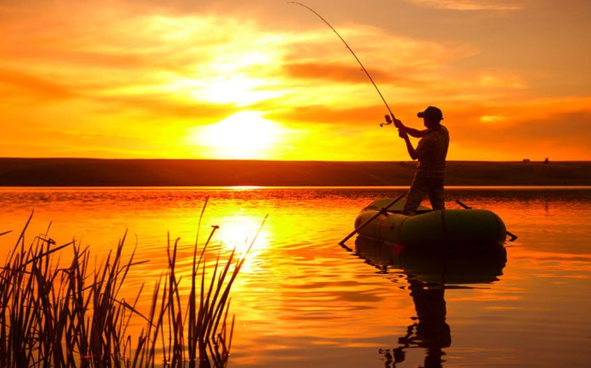 Xəzər dənizində iki balıqçı itkin düşdü - VİDEO