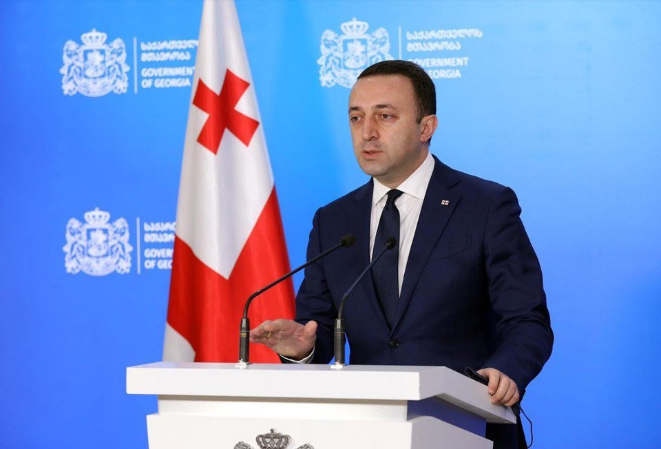 Qaribaşvili Çinin Tbilisidəki səfirindən üzr istədi - Zurabişvilinin fikirləri qalmaqal yaradıb