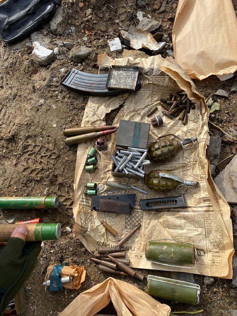 Bakıda xeyli sayda silah-sursat aşkarlandı – FOTO/VİDEO  - foto 3