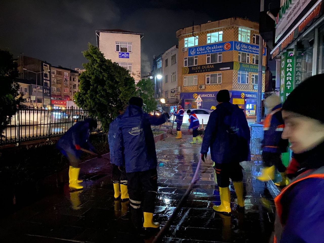Türkiyənin bir rayonu  fəlakət zonası ELAN EDİLDİ - FOTO 