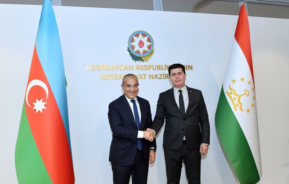 Azərbaycan-Tacikistan iqtisadi-ticarət əlaqələrinin genişləndirilməsi MÜZAKİRƏ EDİLİB - FOTO  - foto 1
