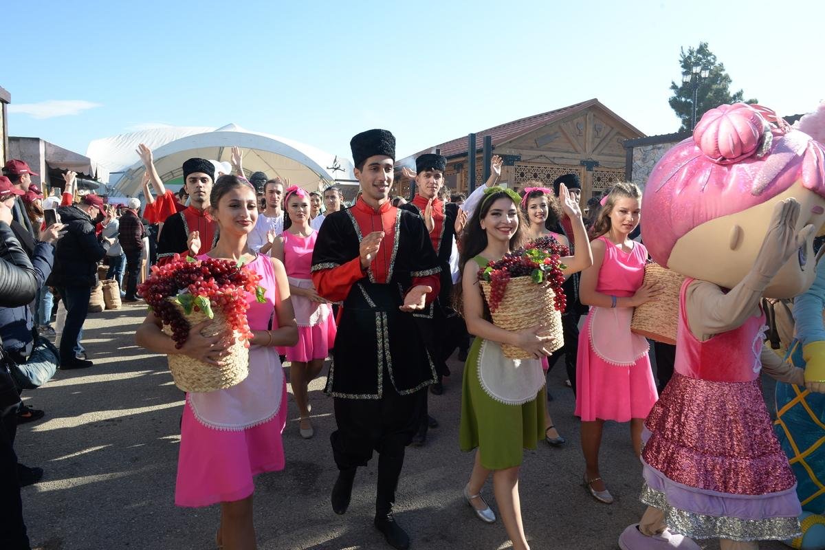 Şamaxıda II Üzüm və Şərab Festivalı başa çatdı - FOTO - foto 4