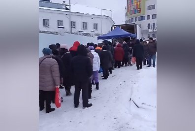 Rusiyada ucuz yumurta üçün növbələr yarandı - VİDEO