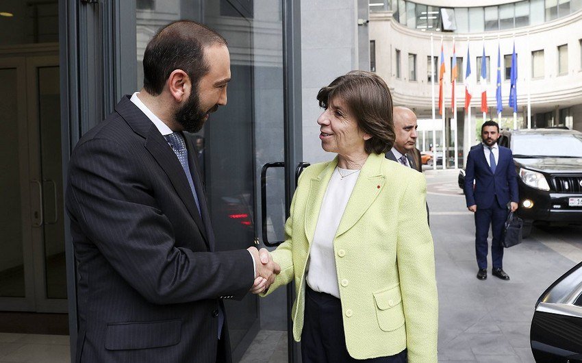 Mirzoyan Ketrin Kolonna ilə İrəvan-Bakı münasibətlərindəki son vəziyyətdən DANIŞIB Mirzoyan Ketrin Kolonna ilə İrəvan-Bakı münasibətlərindəki son vəziyyətdən DANIŞIB