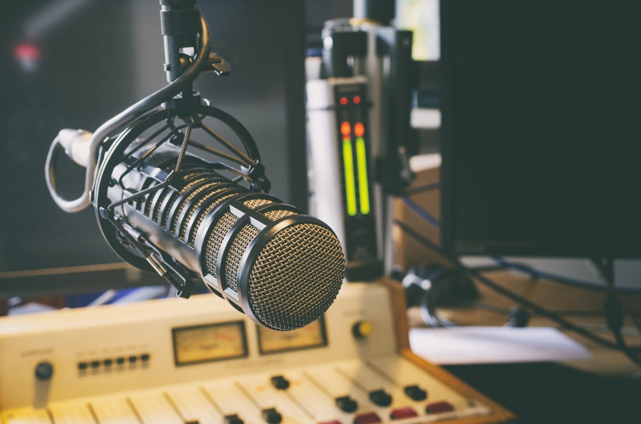 “Sputnik Ermənistan” radiosunun yayımı DAYANDIRILIB - SƏBƏBLƏR