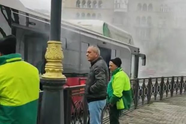 Təhlükə saçan avtobuslar: “BakuBus” marşrutları niyə nasazdır? - VİDEO