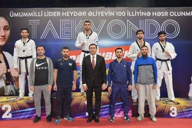 Azərbaycan çempionatında mükafat alan taekvondoçuların ADLARI AÇIQLANDI Azərbaycan çempionatında mükafat alan taekvondoçuların ADLARI AÇIQLANDI