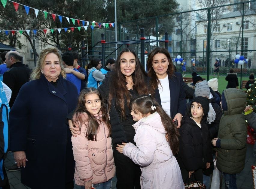 Leyla Əliyeva növbəti “Bizim Həyət”in AÇILIŞINDA - FOTO