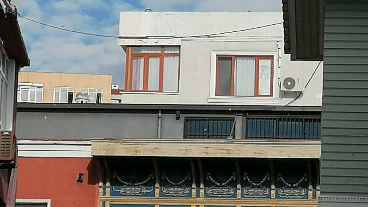 Hacıbala Abutalıbovun oğlu İstanbulda tarixi binaya qanunsuz müdaxilə edib - FOTO  - foto 1