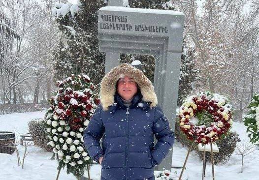 İrəvanda Rusiyaya məxsus abidəni ləkələyən şəxs sərhəddə SAXLANILDI 