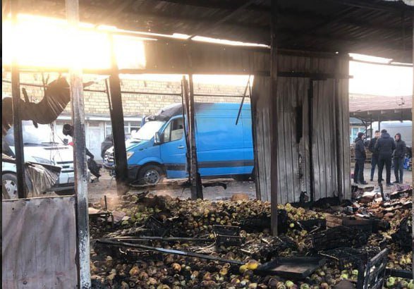 Sumqayıtda Əşya bazarında GÜCLÜ YANĞIN – FOTO 