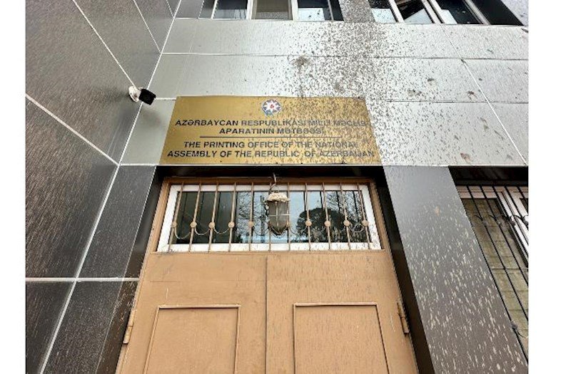 Qazanxanadakı partlayışda Milli Məclisin Mətbəəsi də ziyan gördü - FOTO/VİDEO - foto 4
