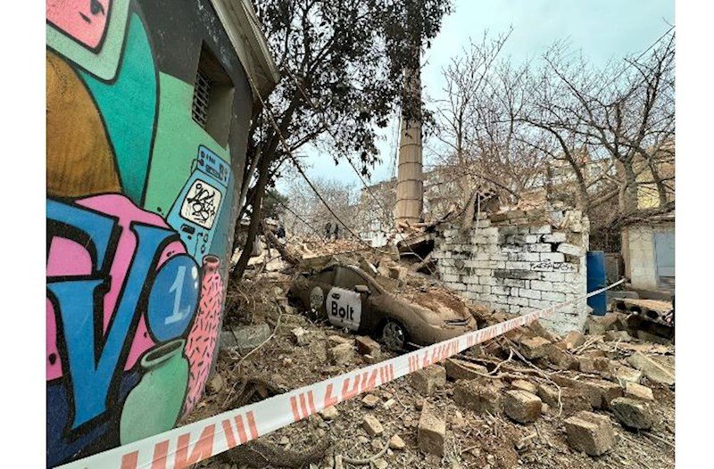 Qazanxanadakı partlayışda Milli Məclisin Mətbəəsi də ziyan gördü - FOTO/VİDEO - foto 1