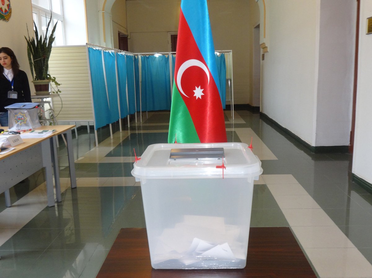 Prezident seçkilərini 89 ölkədən beynəlxalq müşahidəçilər izləyəcək - RƏSMİ Prezident seçkilərini 89 ölkədən beynəlxalq müşahidəçilər izləyəcək - RƏSMİ