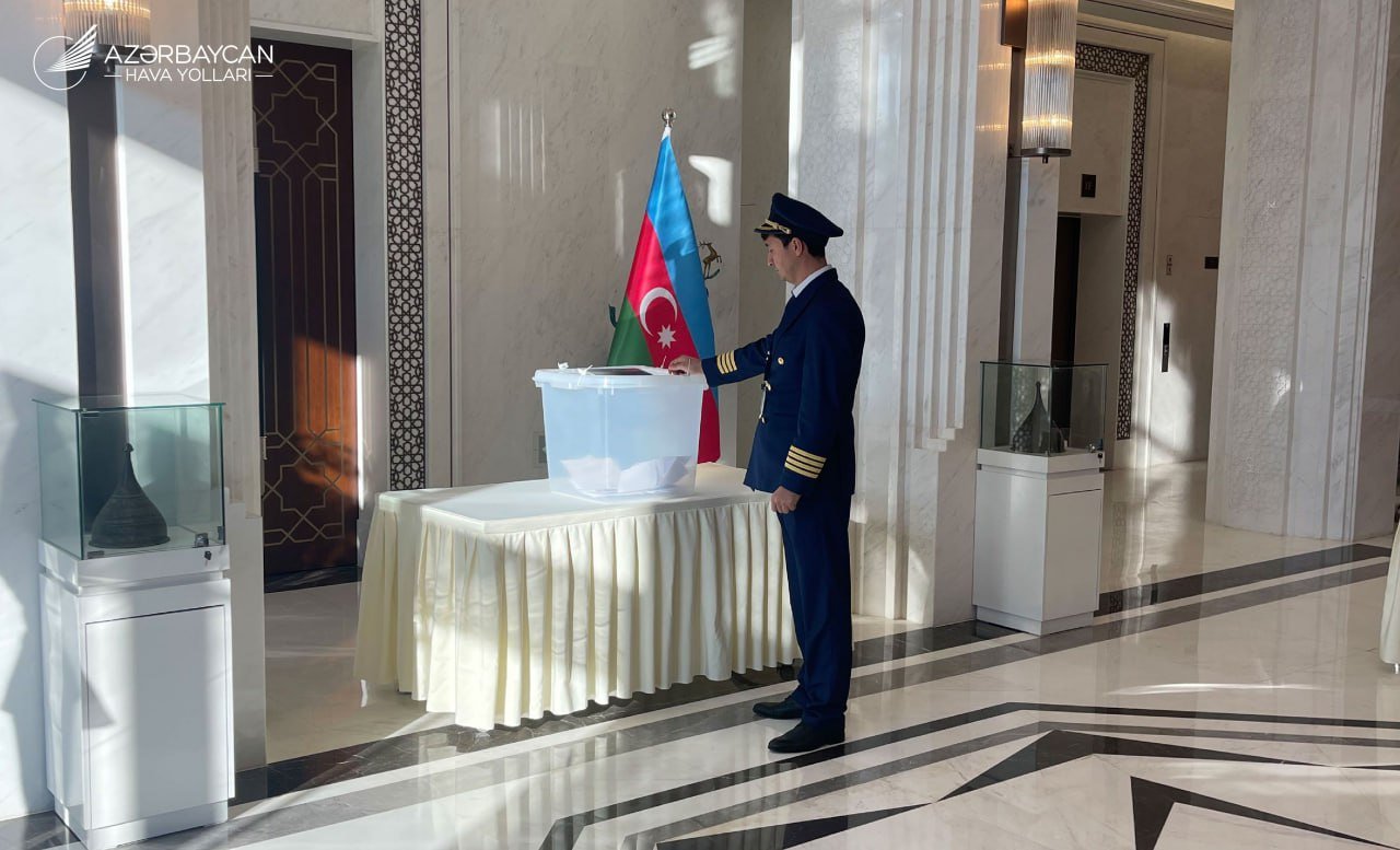 AZAL-ın xaricdə olan əməkdaşları seçkilərdə iştirak ediblər – FOTO  - foto 3
