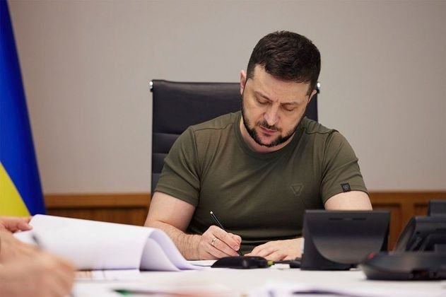 Zelenski Ukraynada çətənənin leqallaşdırılması haqqında qanun İMZALADI