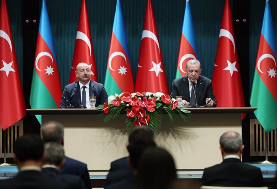Ərdoğan: “TDT-nin Zirvə toplantısının Şuşada keçiriləcəyindən xüsusi məmnunluq duyuram”